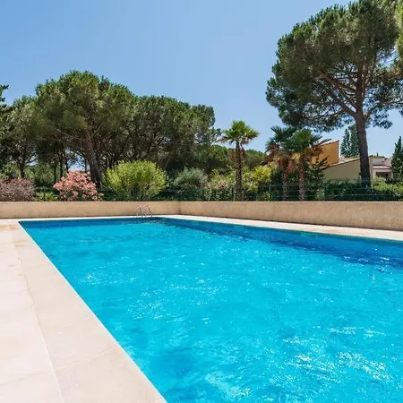 Apartment 5 Personnes Piscine Pinede Et